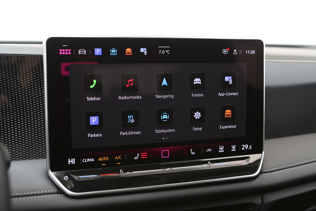 Volkswagen Tiguan 1,5 eTSI 150hk Life Edition Värmare Drag 2025