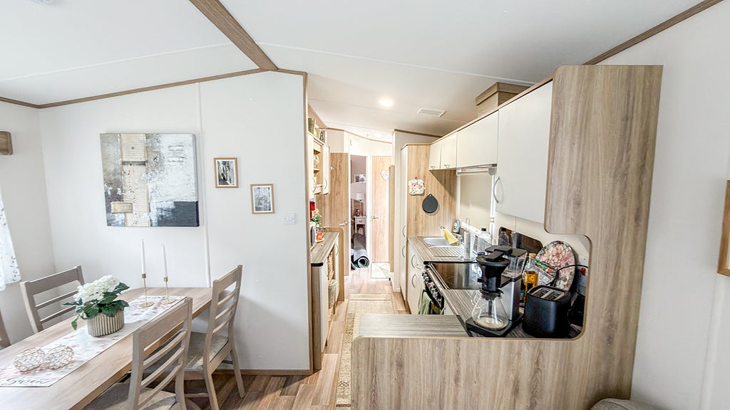 ABI Begagnad Westcoast 32 villavagn inkl plats 115 på populära Sivik