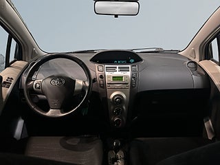 Toyota Yaris 5-dörrar 1.3 VVT-i MultiMode Motorvärmare Kamkedja SoV – bild 8