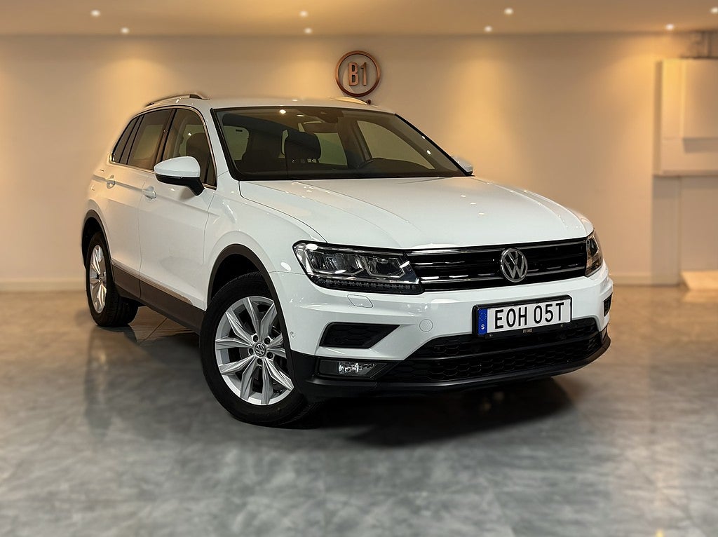 Volkswagen Tiguan 2.0 TSI OPF 4Motion VÄRMARE DRAG NYSERVAD B-KAMERA