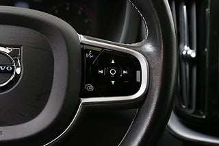 SUV Volvo XC60 18 av 28