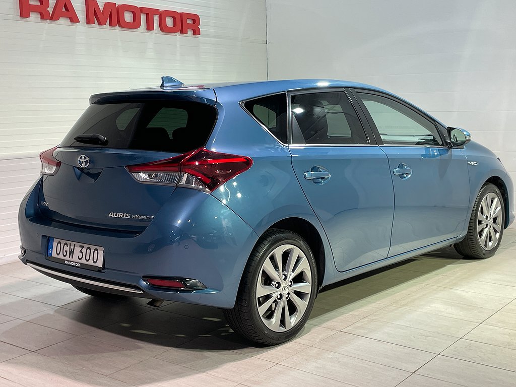 Toyota Auris Hybrid e-CVT Executive | Kamera | Farthållare 2016