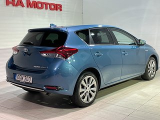 Halvkombi Toyota Auris 7 av 28