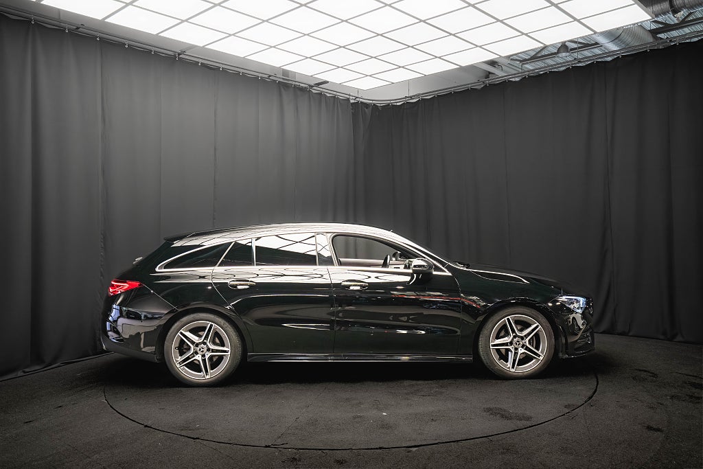 Mercedes-Benz CLA 180 AMG B-VÄRM WIDESCREEN DISTRONIC KAMERA 1-ÄGARE MOMS