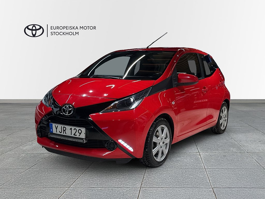 Toyota Aygo 5-d X-Shift Automat / V-Hjul / M-värmare