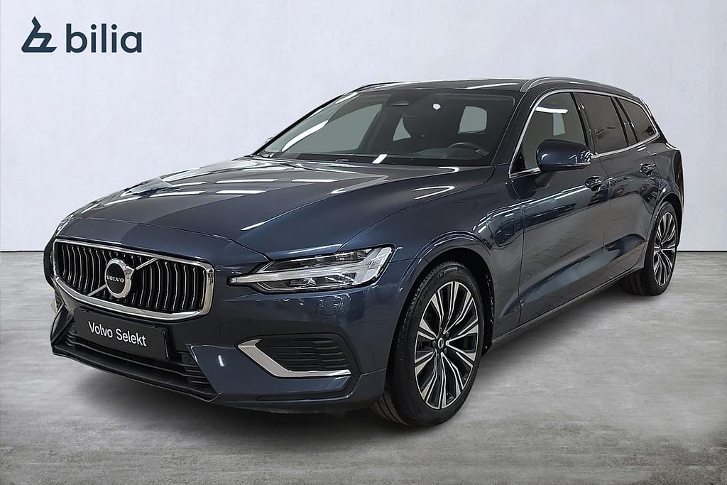 Volvo V60 Recharge T6 Core Edition / AWD / värmare