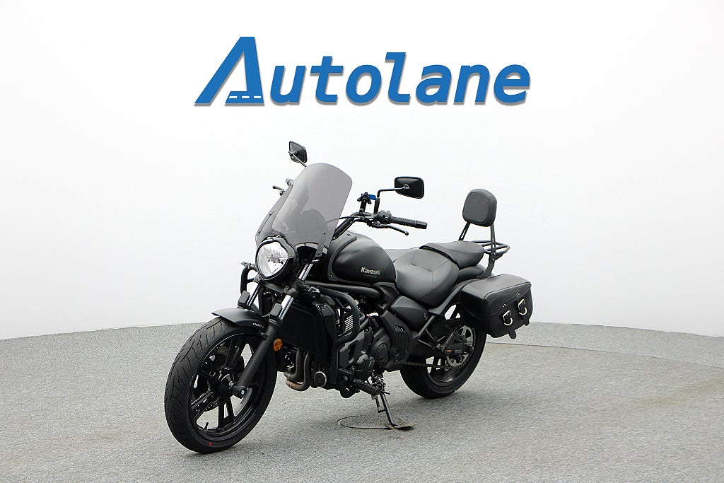 Kawasaki Vulcan 650 S *Nya däck Väskor Arrow system