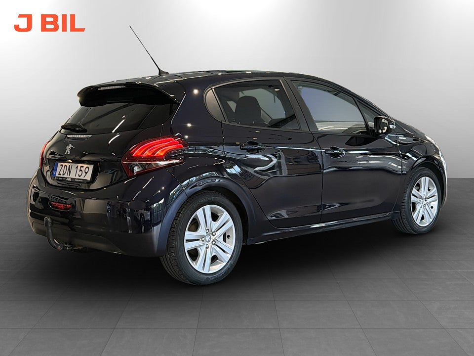 Bild på Peugeot 208 Style 1.2 PT 82hk Aut PANO DRAG
