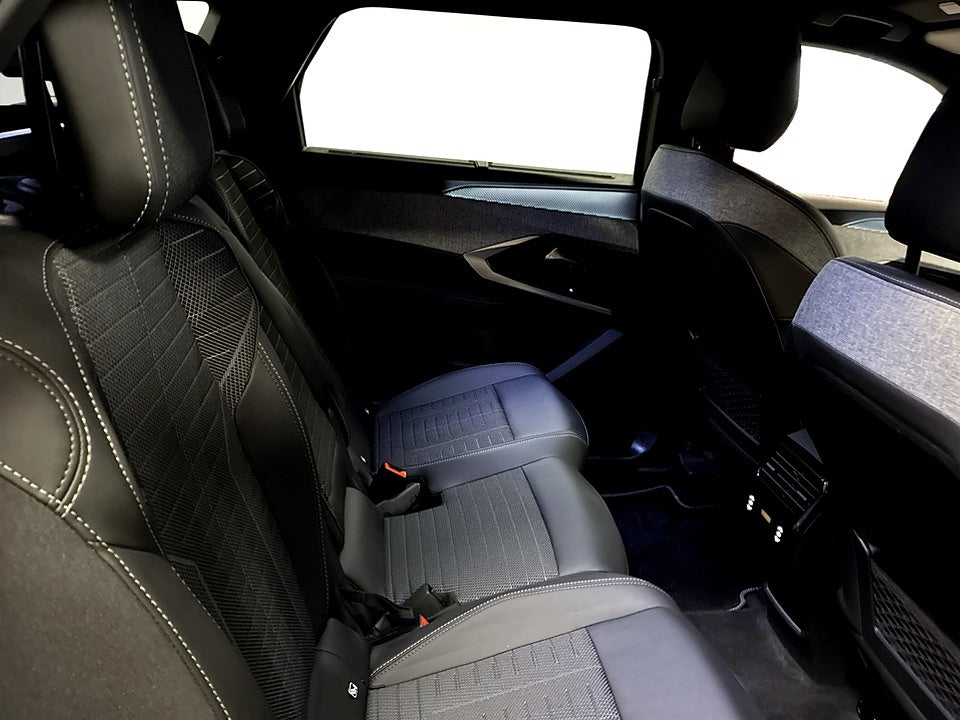 Bild på Peugeot 5008 GT Hybrid 145hk Aut 7-SITS B-KAMERA CARPLAY