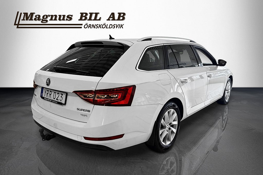 Skoda Superb Kombi 2.0 TDI 4x4 SCR Business Edi Drag Kamera Värmare  miniatyr 3