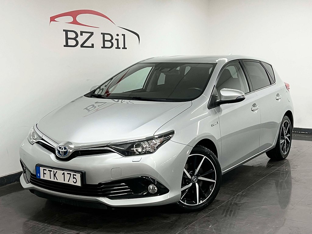 Toyota Auris Hybrid e-CVT Intense Edt Eu6/ B-Kamera