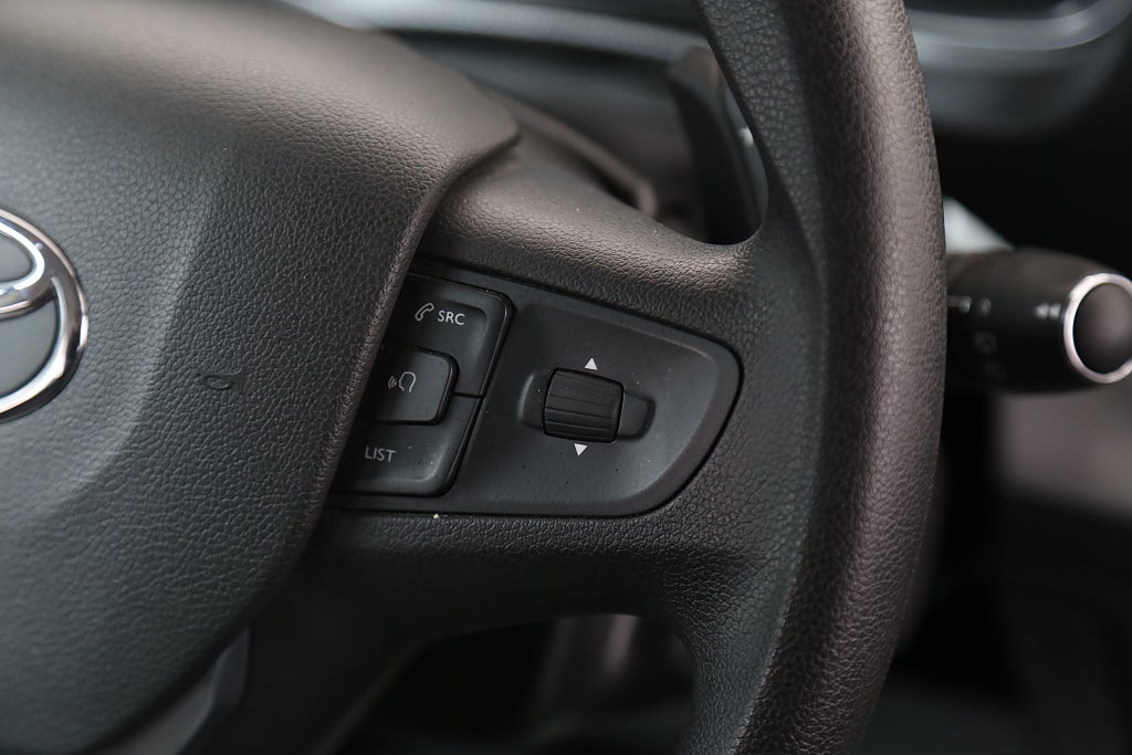 Toyota Proace Verso 2,0 D-4D 144hk Aut 9-sits Värmare Drag Leasbar