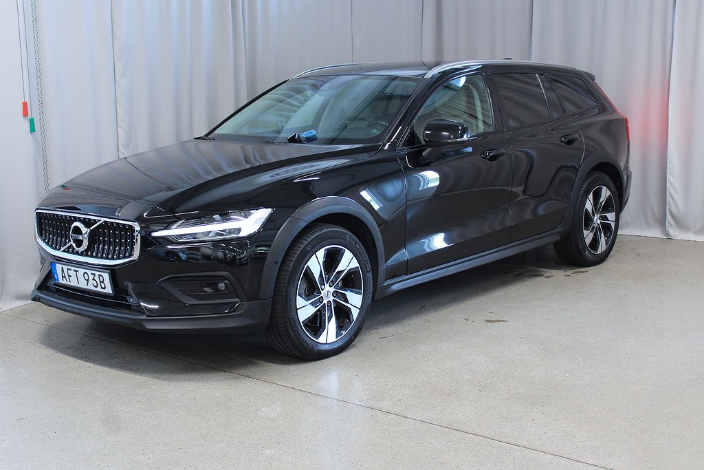 Volvo V60 Cross Country D4 AWD 190HK, Drag, Värmare, S&V-hjul