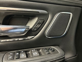 RAM 1500 Crew Cab 5.7 V8 4x4 Laramie Black Edition MOMSAD/VÄLUTRUSTAD