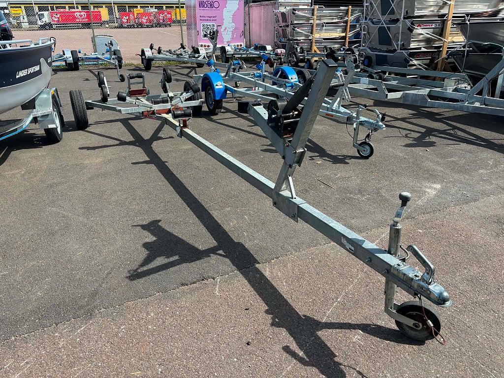 BK Hengeren 1000 kg båtupptagningsvagn - Begagnad 