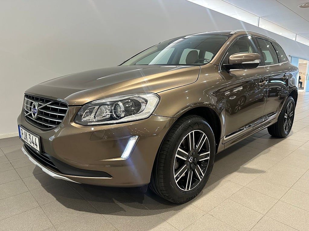 Volvo XC60 D4 AWD Classic Summum / Farthållare / Sensorer...