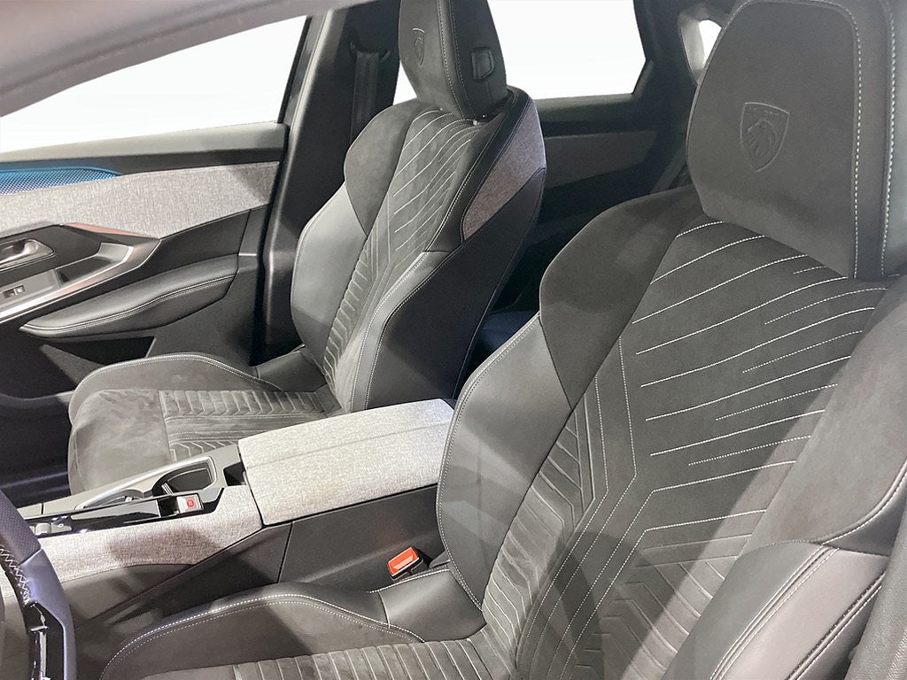 Bild på Peugeot 3008 GT Hybrid 136hk Aut - B-KAMERA, CARPLAY