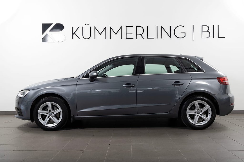 Audi A3 1.5 TFSI COD S Tronic 150hk Carplay/PDC