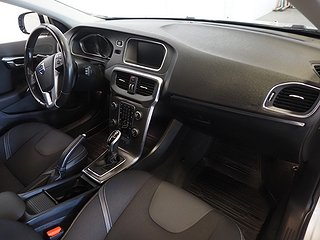 Halvkombi Volvo V40 10 av 22