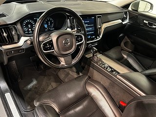 Volvo V60 T6 AWD Inscription Pvärm Pano 360° VoC GPS HuD SoV