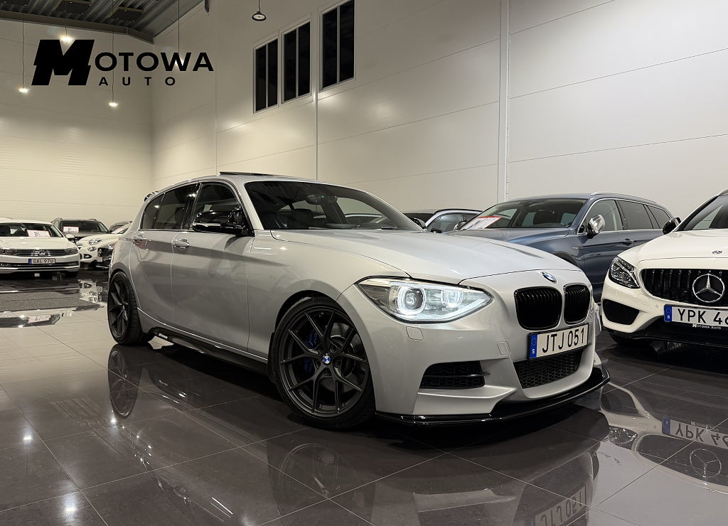 BMW M135i 5-dörrars Steptronic Taklucka 3,45% Ränta Euro 5