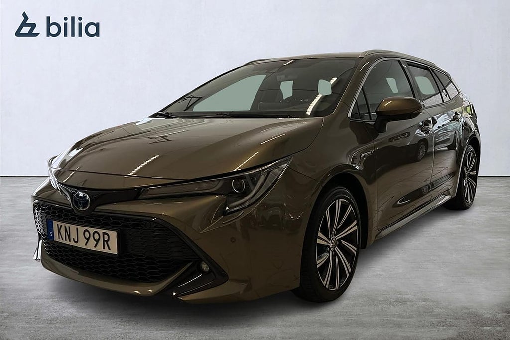 Toyota Corolla 1,8 Hybrid Touring Sports Style