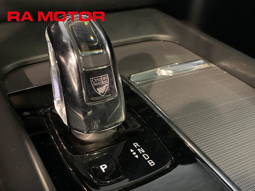 Volvo XC60 T8 407hk Twin Engine AWD R-Design | Kamera | Panorama | 2018