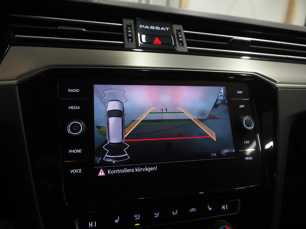 Volkswagen Passat Alltrack 2.0 TDI 4Motion Navi B-Kam D-Värm 2020