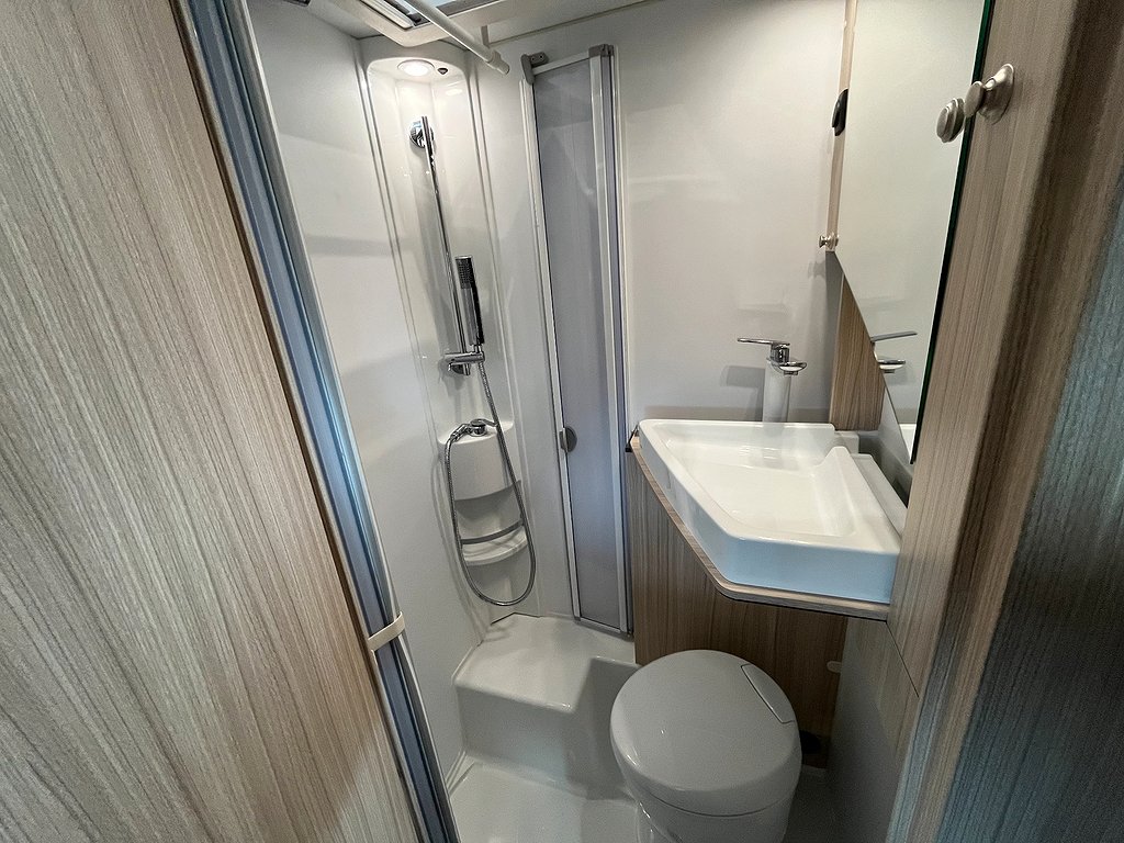 Sun Living C 65 SL /AC bodel / Multimedia / B-kort /250 mil - Sun Living