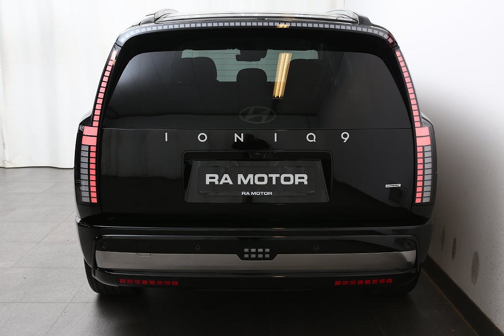 Hyundai IONIQ 9 Calligraphy Line AWD 110,3kWh-600km Räckvidd 2026