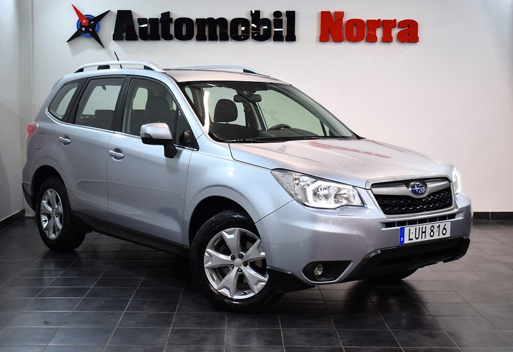Subaru Forester 2.0 4WD Auto Drag M-värmare 1-ägare Nyservad Eu6