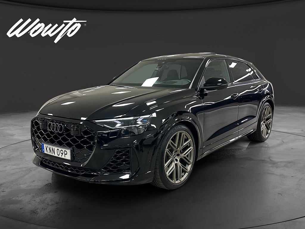 Audi RSQ8 600HK Quattro Panorama / Laser / HUD / Dragkrok