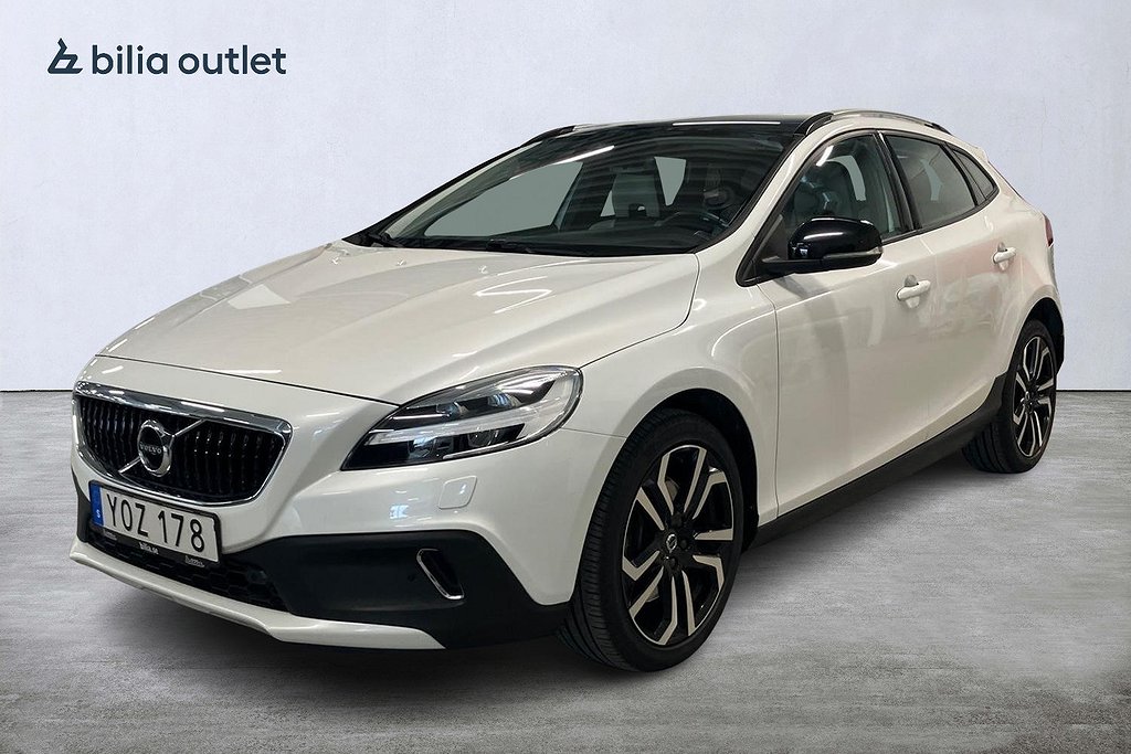 Volvo V40 Cross Country T3 Momentum Pano Navi Värmare VOC BT