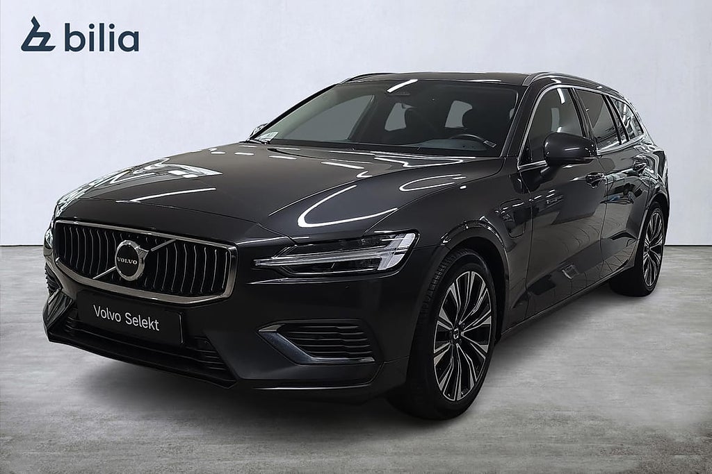Volvo V60 Recharge T6 Core Edition / Dynamisk LED/ Driver...