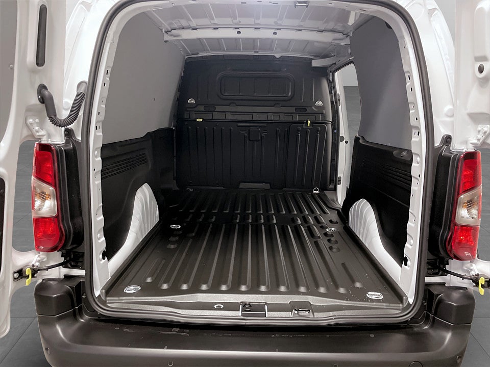 Bild på Opel Combo BlueHDi 130hk Aut L2 - Avdragbar moms