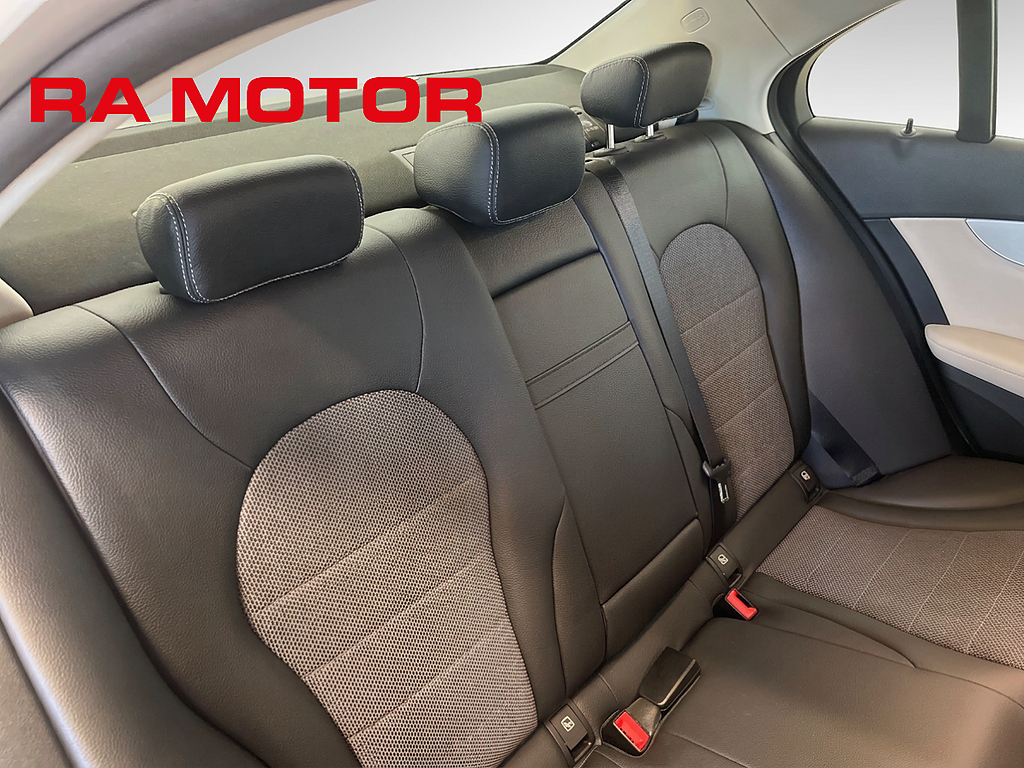 Mercedes-Benz C220 C 220 d 4MATIC Aut 194hk Avantgarde Kamera Navi Drag 2019