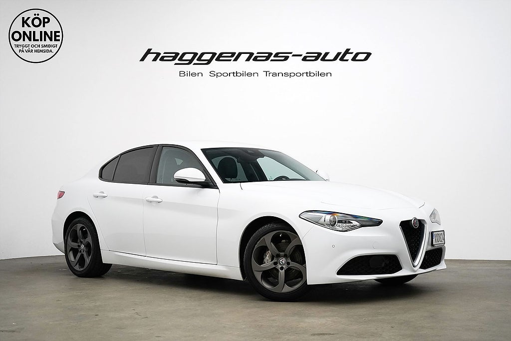 Alfa Romeo Giulia 2.0 Turbo / 200hk / Super / Keyless