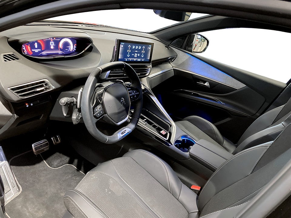 Bild på Peugeot 5008 GT 1.2 PT 130hk Aut - 7-SITS, B-KAMERA