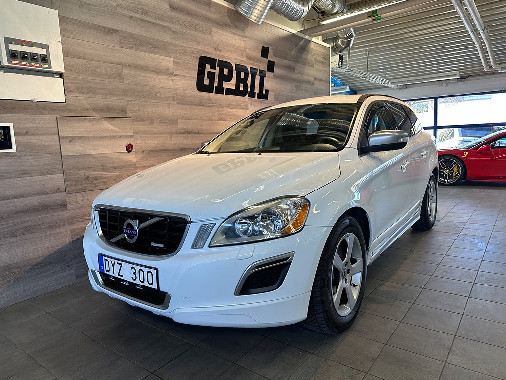 Volvo XC60 D5 AWD R-Design | 25300mil | 1124:-kr/mån 