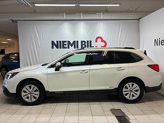 Subaru Outback 2.0 4WD Drag/B-Kamera/LED-ramp/Mvärm/S&V-däck