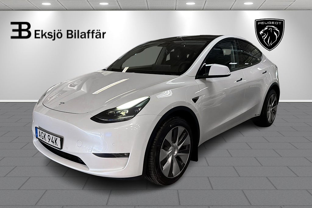 Tesla Model Y Long Range AWD Automat *Autopilot, Premiuminteriör*