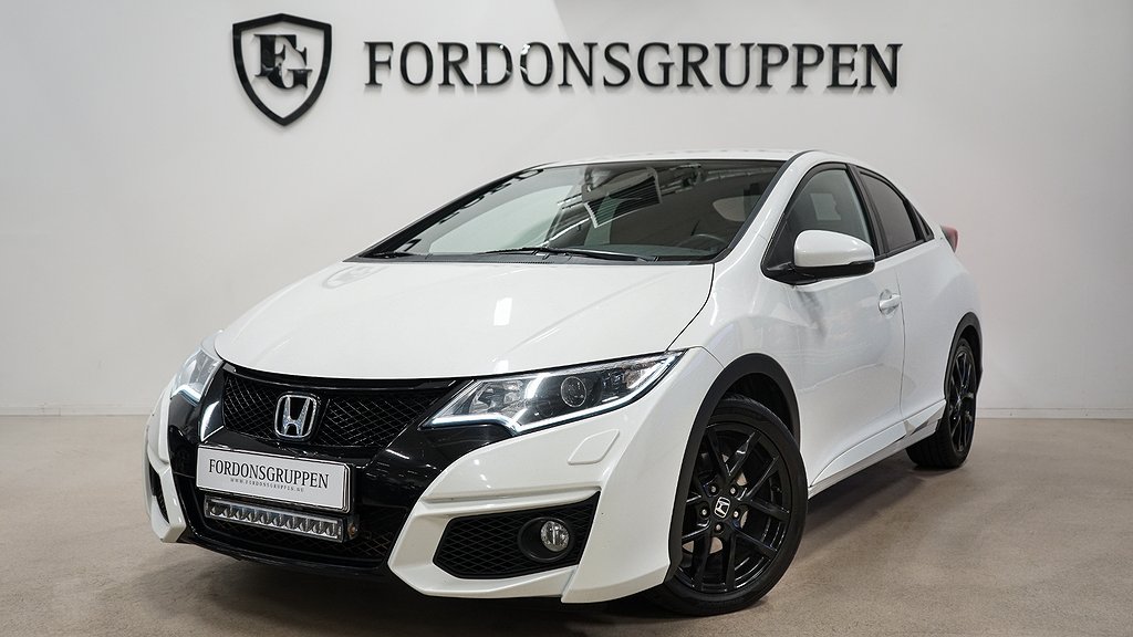 Honda Civic 1.6 i-DTEC Sport / B-kamera / Navi / Värmare