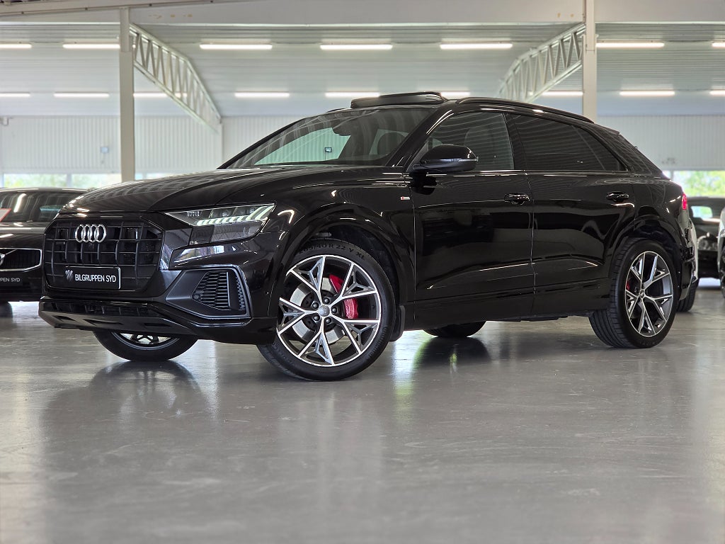 Audi Q8 50 TDI Quattro|S line|Panorama|B&O|Luftfjädring|Drag|