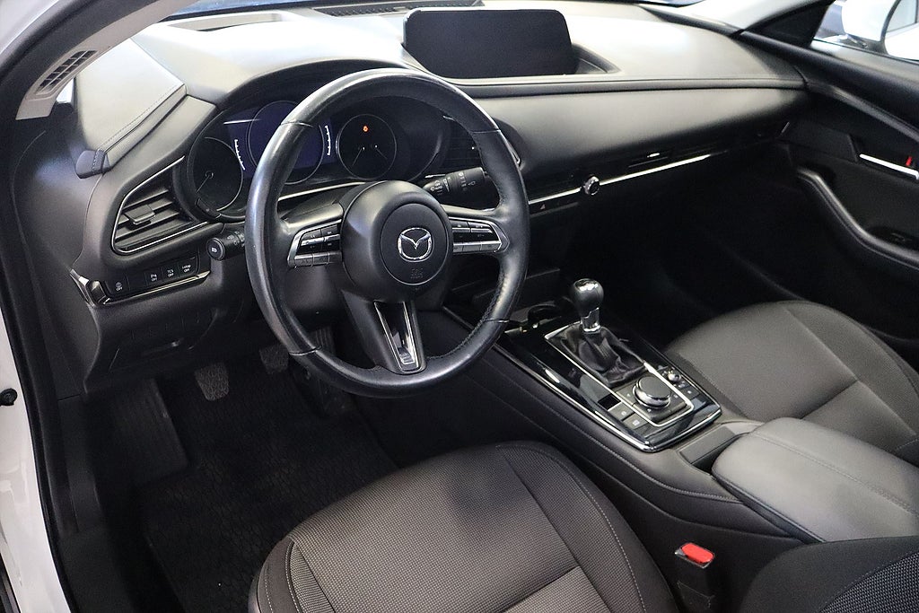 Bild på Mazda CX-30 Sky 2.0 150hk - RATTVÄRME, KEYLESS