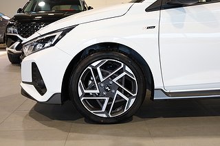 Halvkombi Hyundai i20 7 av 25