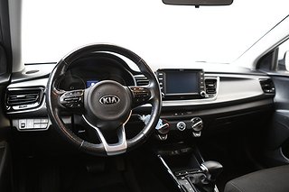 Halvkombi Kia Rio 12 av 22