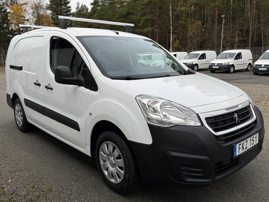 Peugeot Partner Skåp 3-sits 1.6 BlueHDi L2 Drag/Värmare 99hk