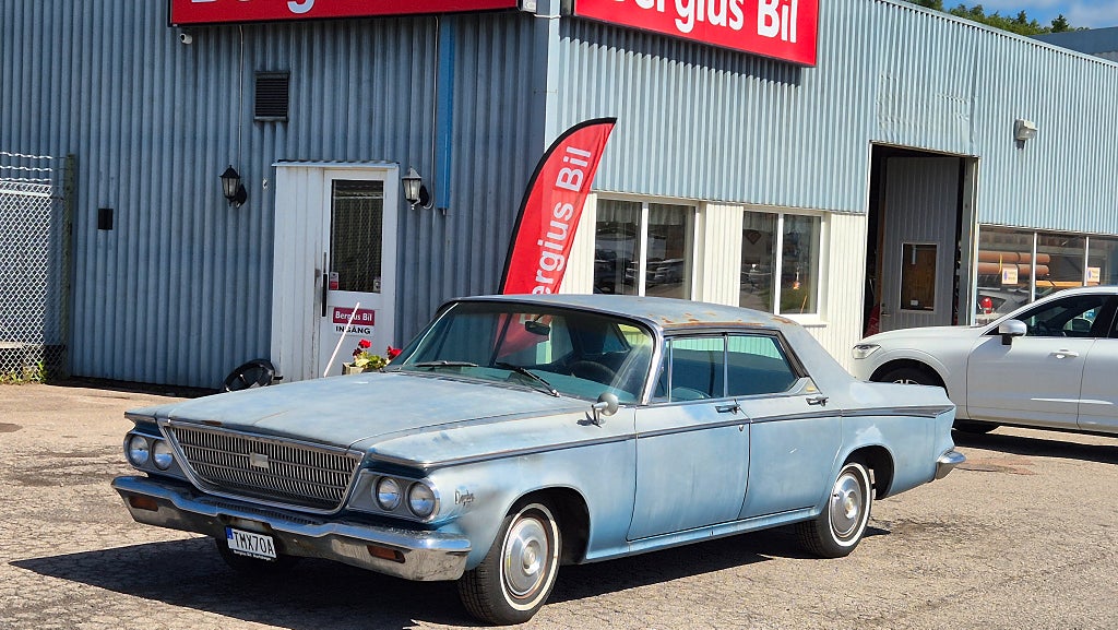 Chrysler Newport  V8 Aut HT bil