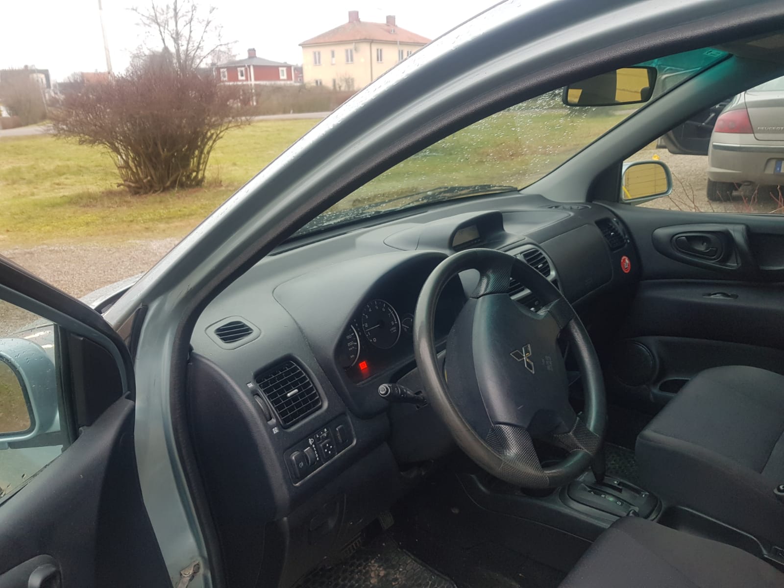 Mitsubishi Space Star 2004, bild 6/35