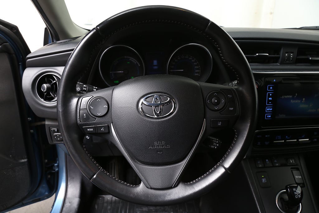 Toyota Auris Touring Sports Hybrid e-CVT Active Plus Motorvärmare 2016